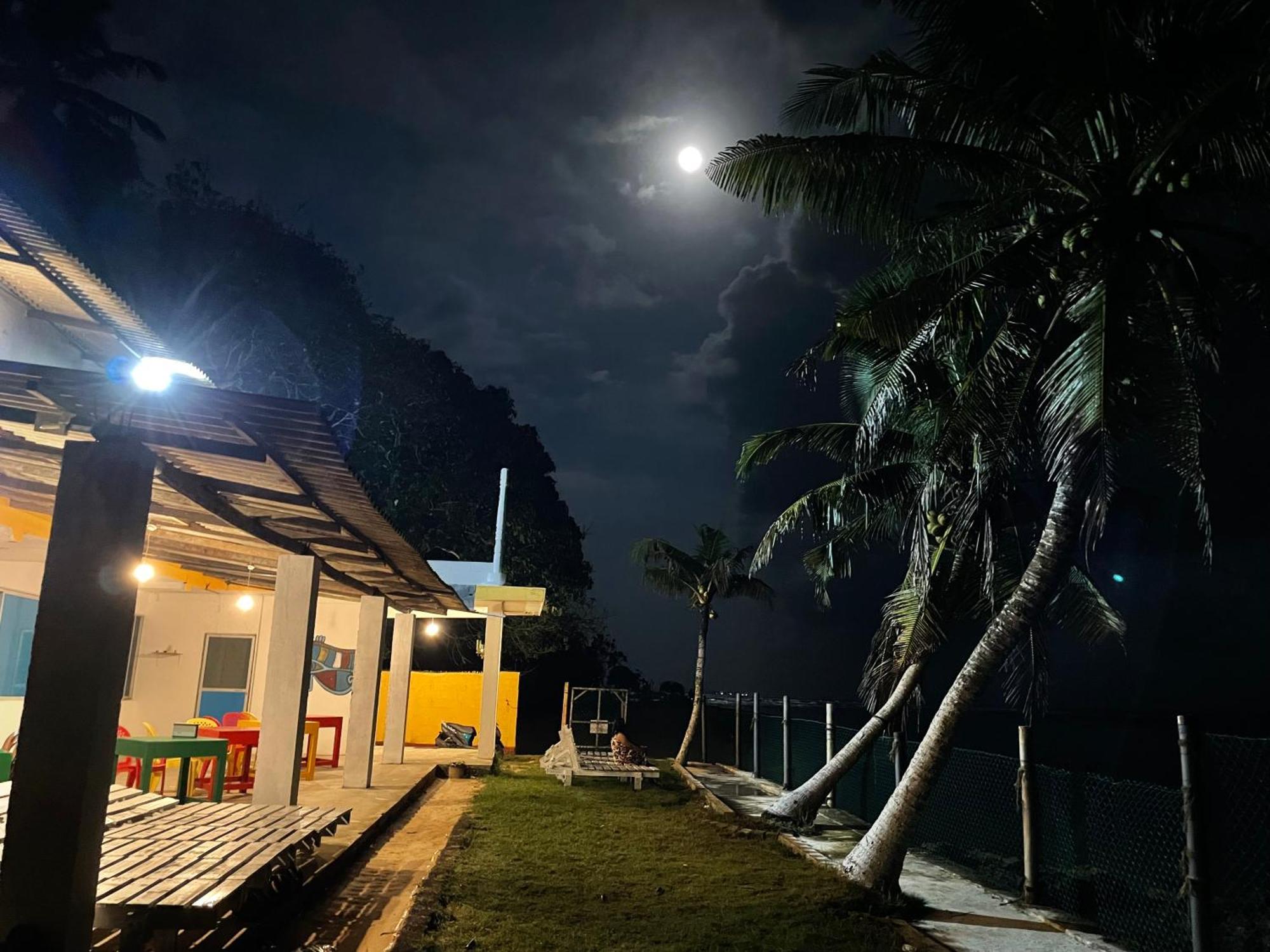 Sayuri Beach Hotel ماتارا المظهر الخارجي الصورة