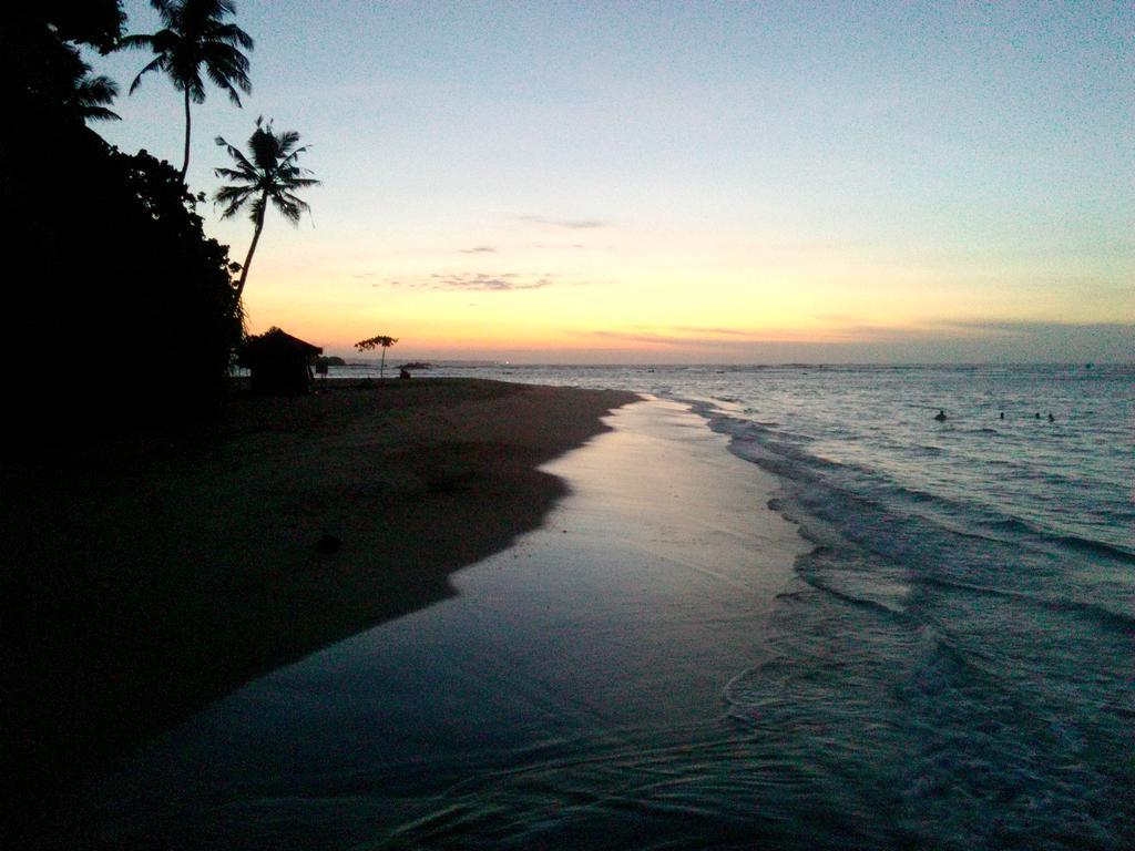 Sayuri Beach Hotel ماتارا المظهر الخارجي الصورة