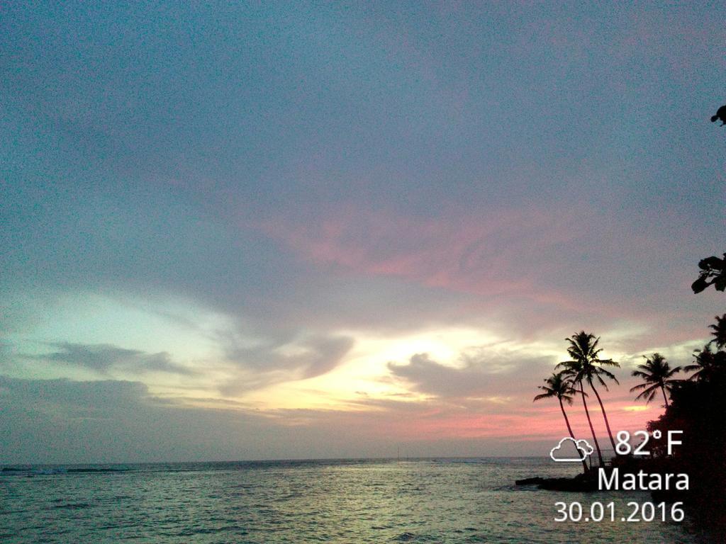 Sayuri Beach Hotel ماتارا المظهر الخارجي الصورة