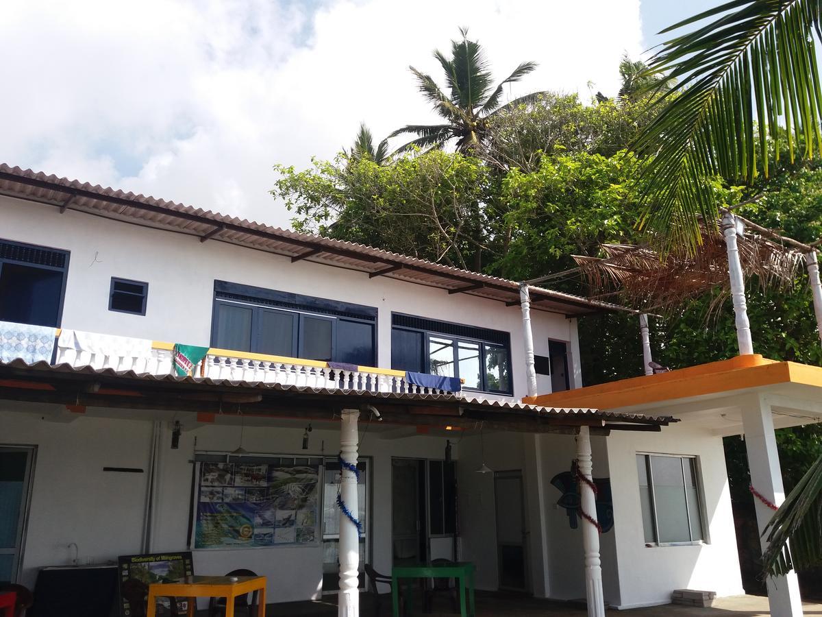 Sayuri Beach Hotel ماتارا المظهر الخارجي الصورة